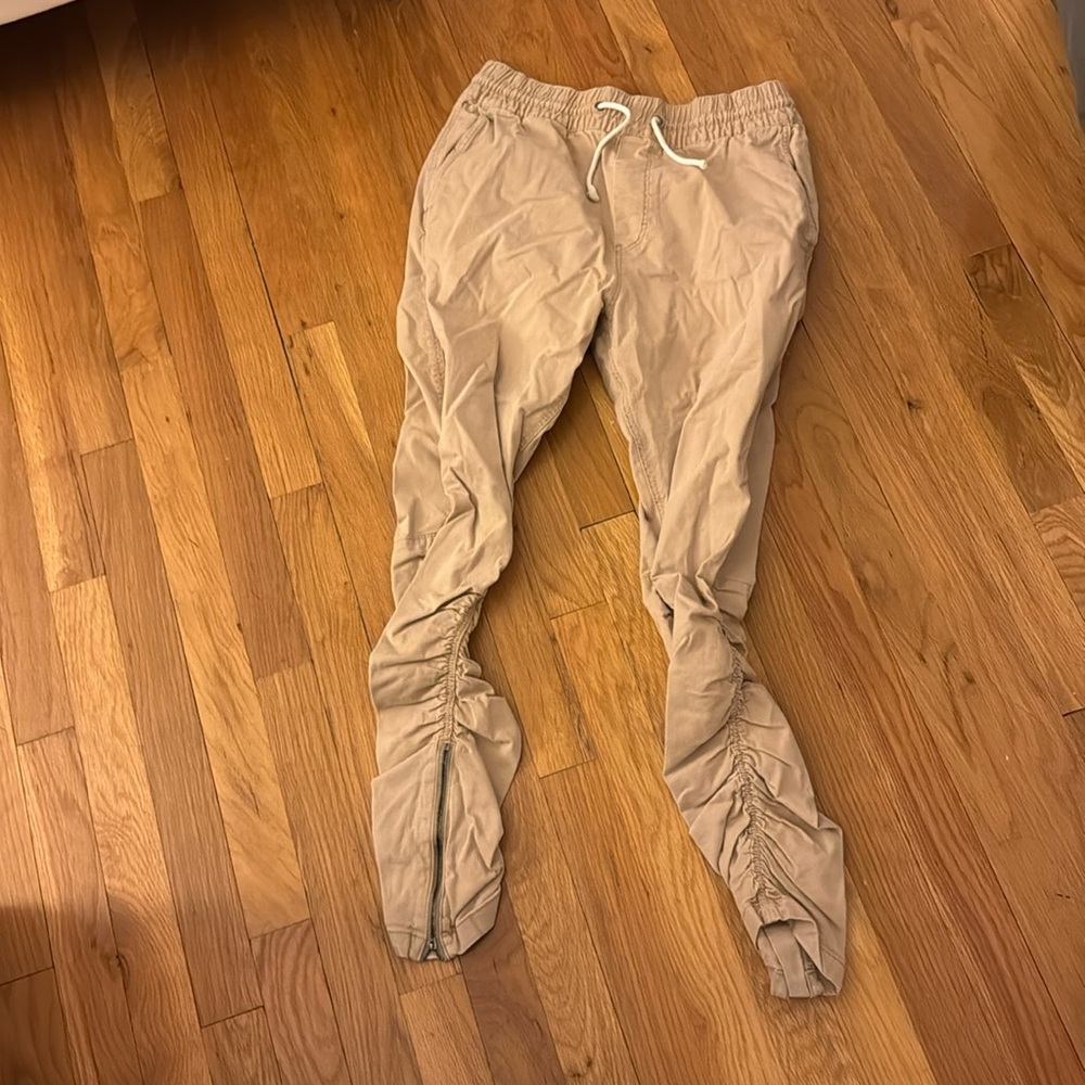 Men skinny leg scrunched sides pants